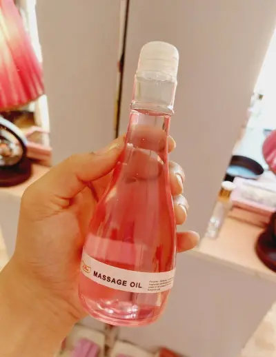 زيت المساج العطري الفاخر (Pure Massage Oil) - صورة إضافية