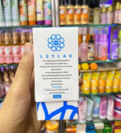 سيرم ليلاك الفاخر بالهيالورونيك والنياسيناميد (Leylak Hyaluronic Acid + Niacinamide Serum) - YASSO STORE