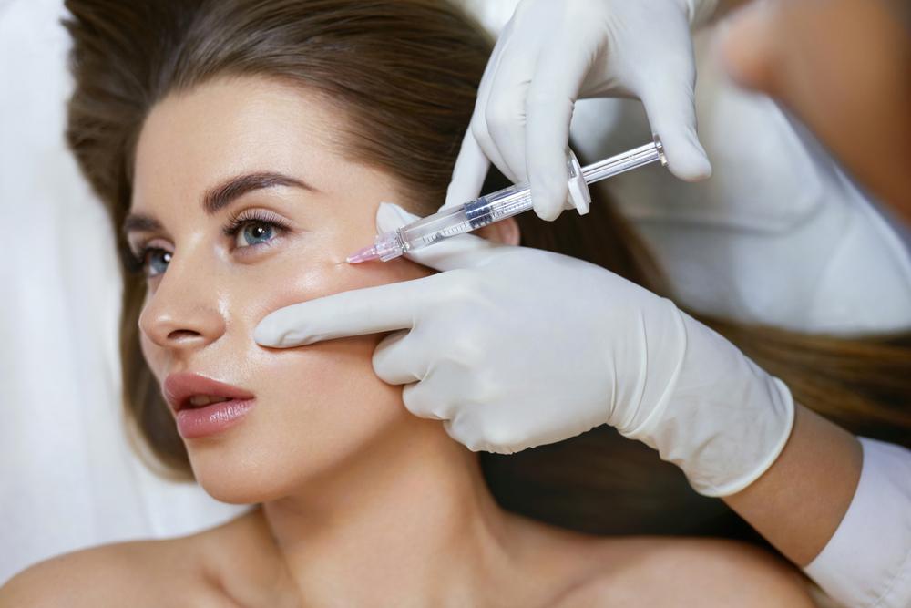 فوائد جهاز الميزوثيرابي للبشرة والشعر: كل ما تحتاج معرفته